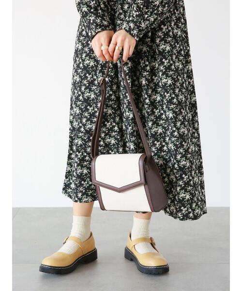 ehka sopo（エヘカソポ）の「キャンバスパイピングショルダーバッグ（ハンドバッグ・レディース・キャメル/ブラック/ブラウン・ﾌﾘ-）」の11枚目の写真