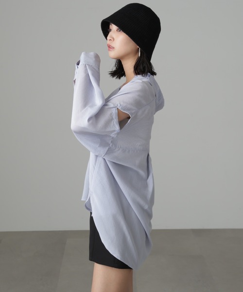 FREE'S MART（フリーズマート）の「◆肩スリットシアービッグシャツ（シャツ/ブラウス・レディース・ブルー/ホワイト/グリーン/ホワイト系その他/パープル・SMALL/MEDIUM）」の18枚目の写真