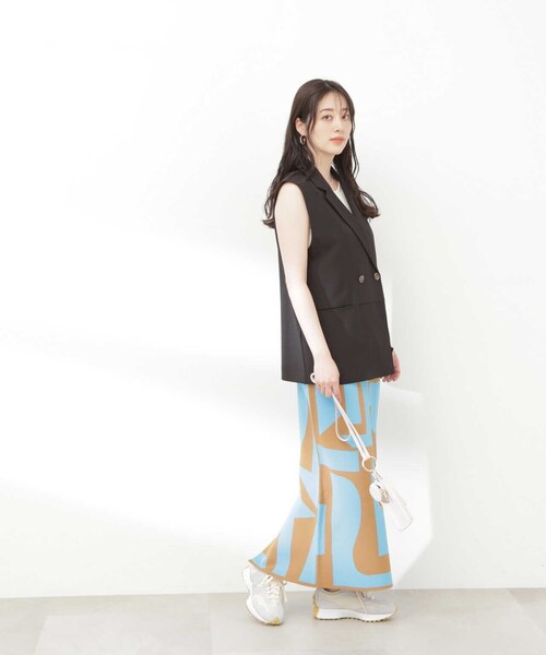 N.（N. Natural Beauty Basic）（エヌエヌナチュラルビューティーベーシック）の「◆ドライタッチジレジャケット（ベスト・レディース・ベージュ/ブラック・MEDIUM）」の8枚目の写真