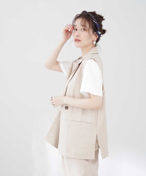 N.（N. Natural Beauty Basic）（エヌエヌナチュラルビューティーベーシック）の「◆ドライタッチジレジャケット（ベスト・レディース・ベージュ/ブラック・MEDIUM）」の21枚目の写真