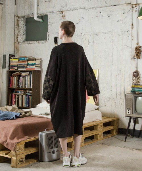 STOF（ストフ）の「STOF/ストフ/Queen Save A&P Huge Pulover（スウェット・メンズ・グレー/ブラック・SMALL/MEDIUM）」の13枚目の写真