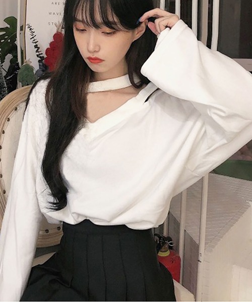 NinaetLina(ニナエリナ)の「肩出しVネックTシャツ(Tシャツ/カットソー・レディース・グレー/ホワイト/ブラック・FREE)」の8枚目の写真