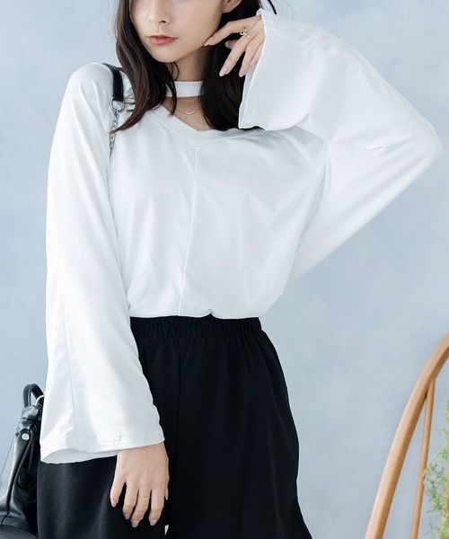 NinaetLina(ニナエリナ)の「肩出しVネックTシャツ(Tシャツ/カットソー・レディース・グレー/ホワイト/ブラック・FREE)」の18枚目の写真