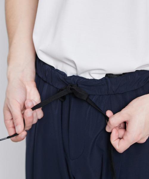  j.n.r.d（ジェー・エヌ・アール・ディー）の「【セットアップ対応】j.n.r.d/2WAYストレッチポリサッカーイージーパンツ（スラックス・メンズ・ダークブラウン/カーキ/ネイビー・M/L/LL）」の10枚目の写真