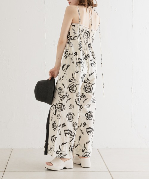 Chico（チコ）の「【SALON by Chico限定】ブラカップコンビネゾン（サロペット/オーバーオール・レディース・ホワイト/ブラック/イエロー・FREE）」の12枚目の写真