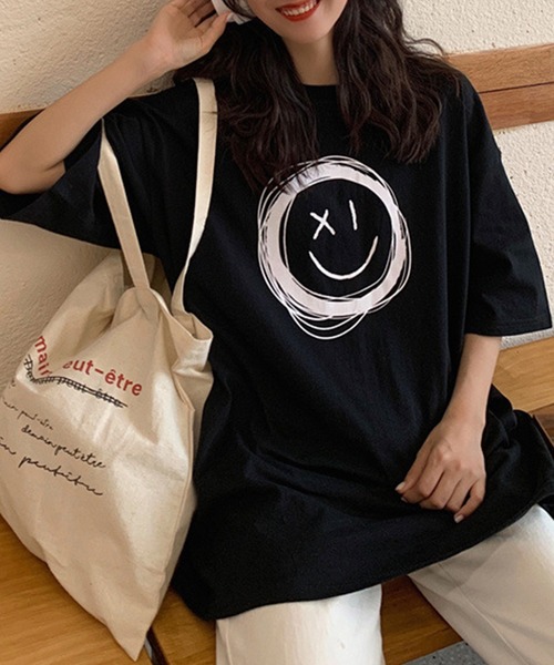 DiamondHearts（ダイヤモンドハーツ）の「スマイリープリントTシャツ（Tシャツ/カットソー・レディース・ブラック/ホワイト・FREE/LARGE）」の6枚目の写真