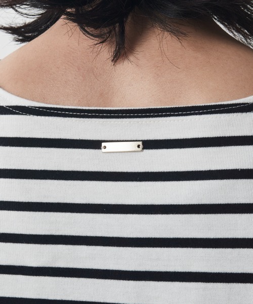 CHIC STYLE（シックスタイル）の「＜大きいサイズ＞綿100％ボーダーボートネックカットソープルオーバー シックスタイル（Tシャツ/カットソー・レディース・ホワイト系/ネイビー系・L/LL/3L/5L/4L）」の21枚目の写真