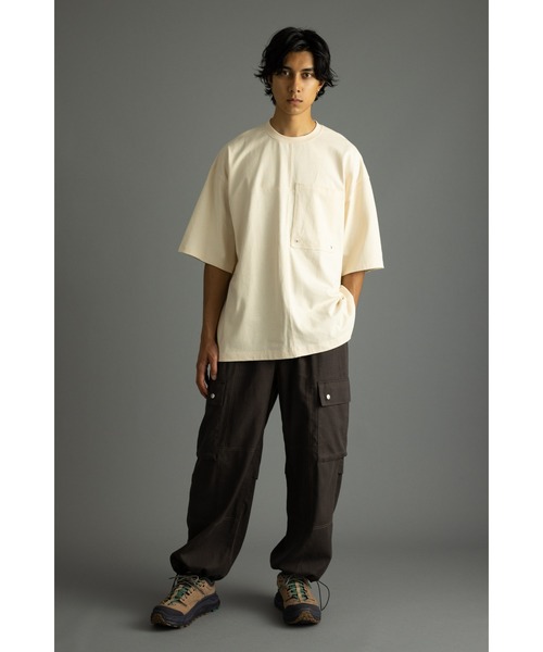 STYLEMIXER（スタイルミキサー）の「ヘビー天竺クロスステッチルーズT（Tシャツ/カットソー・メンズ・ダークカーキ/ブラック/ホワイト・MEDIUM/LARGE）」の15枚目の写真