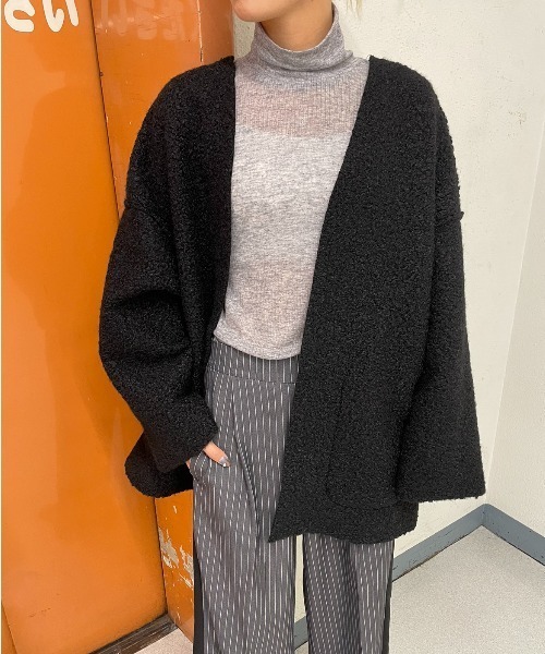 AIC.（エーアイシー）の「リバーシブルリングボアオーバージャケット（ノーカラージャケット・レディース・ブラック/ベージュ/グレー・FREE）」の22枚目の写真