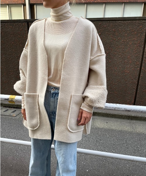 AIC.（エーアイシー）の「リバーシブルリングボアオーバージャケット（ノーカラージャケット・レディース・ブラック/ベージュ/グレー・FREE）」の4枚目の写真