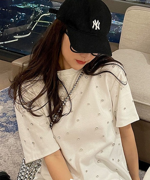 GLAMOROUS JANE(グラマラスジェーン)の「ビジューオーバーサイズTシャツ(Tシャツ/カットソー・レディース・ホワイト/ブラック・FREE)」の11枚目の写真