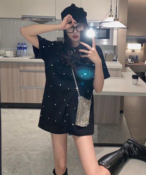 GLAMOROUS JANE(グラマラスジェーン)の「ビジューオーバーサイズTシャツ(Tシャツ/カットソー・レディース・ホワイト/ブラック・FREE)」の14枚目の写真