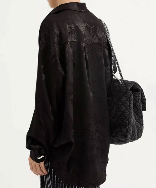 Theater code（シアターコード）の「△dragon print shirt