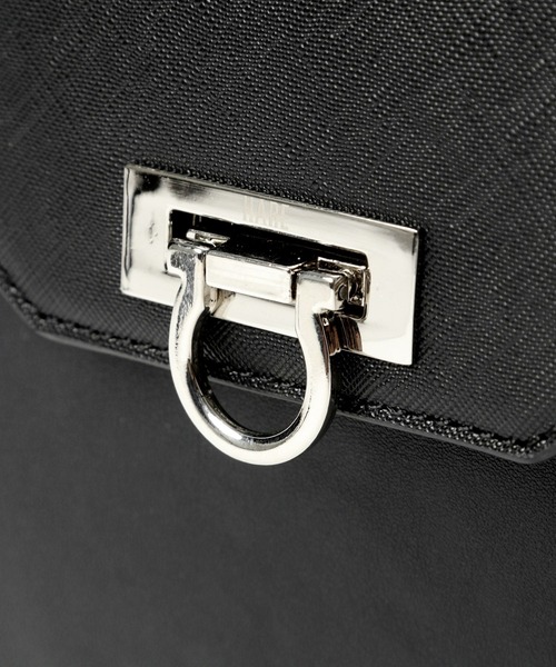 HARE(ハレ)の「フラップハンドルBAG(HARE)(ショルダーバッグ・メンズ・ブラック/ブラック系その他/オフホワイト・FREE)」の16枚目の写真