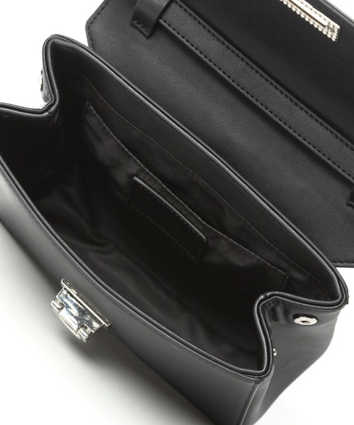 HARE(ハレ)の「フラップハンドルBAG(HARE)(ショルダーバッグ・メンズ・ブラック/ブラック系その他/オフホワイト・FREE)」の17枚目の写真