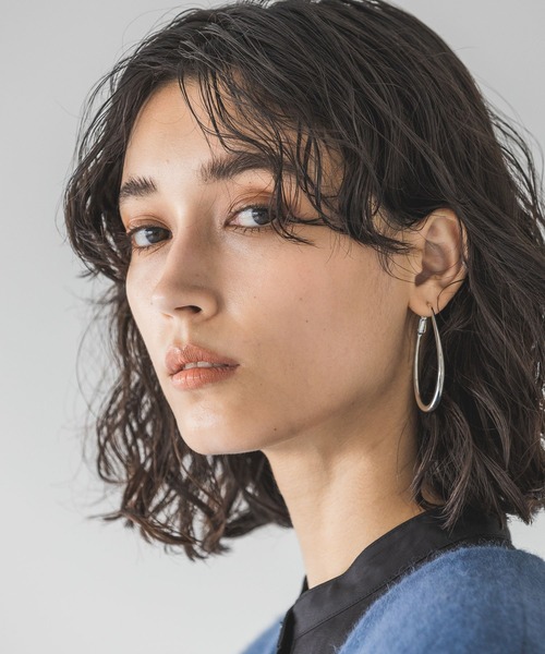 A part by（アパートバイ）の「シズクフープピアス（ピアス（両耳用）・レディース・シルバー/ゴールド・FREE）」の3枚目の写真