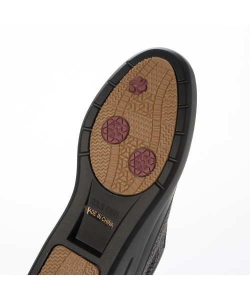 Realta（レアルタ）の「Realta(レアルタ)5cmヒール防滑幅広3Eウエッジソールコンフォートシューズ（パンプス・レディース・グレー/ブラック/シルバー/ブラック系その他/ネイビー・23.5/24.5/23/22.5/24）」の18枚目の写真