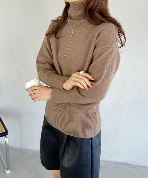 un+frame(アンフレーム)の「turtleneck knit tops/タートルネックカラーニットトップス(ニット/セーター・レディース・ブラック/ブルー/ブラウン/オレンジ/アイボリー/グリーン・FREE)」の20枚目の写真