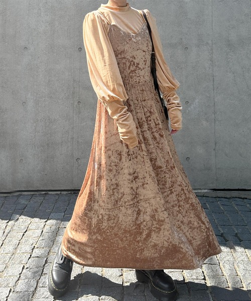 Alley by w closet（アリーバイダブルクローゼット）の「【Alley】マットベロアボリューム袖ハイネックプルオーバー（Tシャツ/カットソー・レディース・オレンジ系/ネイビー・FREE）」の3枚目の写真