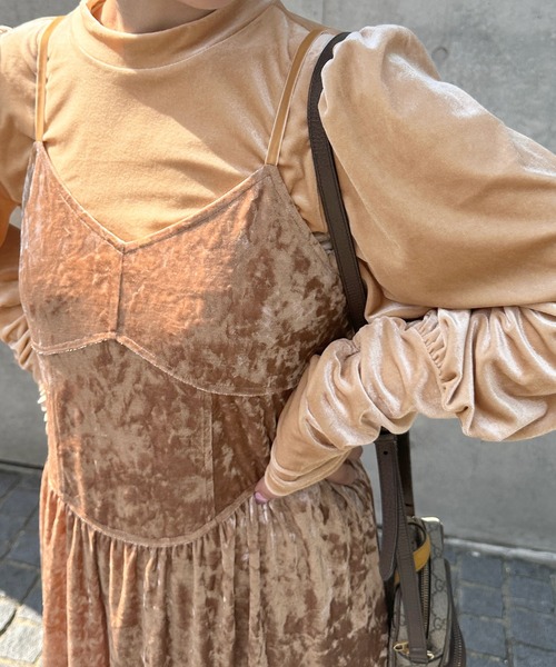 Alley by w closet（アリーバイダブルクローゼット）の「【Alley】マットベロアボリューム袖ハイネックプルオーバー（Tシャツ/カットソー・レディース・オレンジ系/ネイビー・FREE）」の6枚目の写真