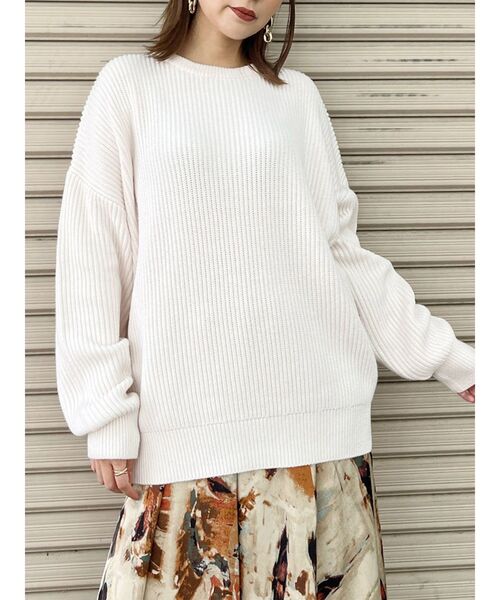 MURUA（ムルーア）の「バルキーコットンオーバーニット（ニット/セーター・レディース・ピンク/グレー/ネイビー/アイボリー/レッド/モカ・FREE）」の2枚目の写真