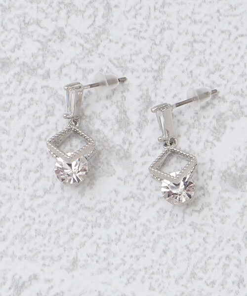 grove（グローブ）の「◆キラキラビジューピアス（ピアス（両耳用）・レディース・シルバー/ピンクゴールド/ゴールド・00）」の2枚目の写真