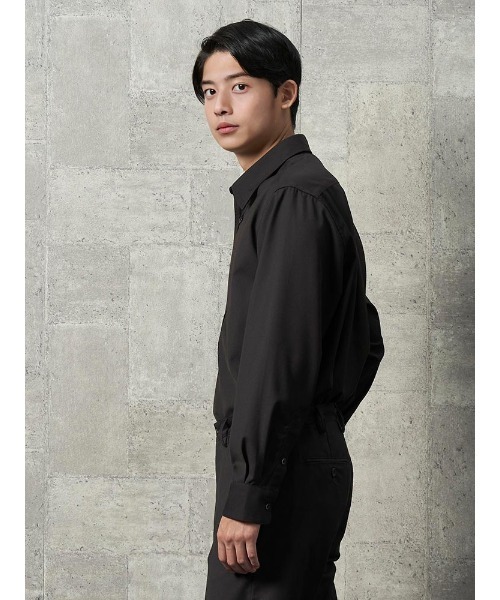 Perfect Suit FActory（パーフェクトスーツファクトリー）の「TOKYO RUN　ライトフィット　カラーシャツ　グリーン/ブラウン（シャツ/ブラウス・メンズ・ブラウン・M/L）」の4枚目の写真