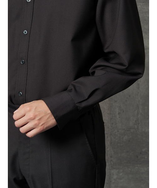 Perfect Suit FActory（パーフェクトスーツファクトリー）の「TOKYO RUN　ライトフィット　カラーシャツ　グリーン/ブラウン（シャツ/ブラウス・メンズ・ブラウン・M/L）」の6枚目の写真