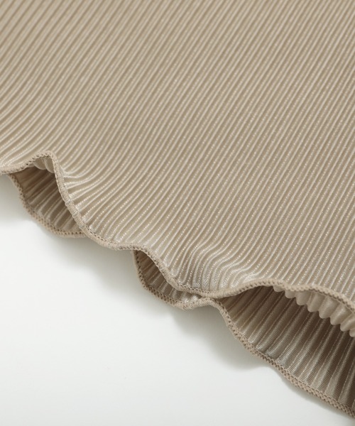 nouvellemoi（ヌーベルモイ）の「2wayメロープリーツハイネックトップス（Tシャツ/カットソー・レディース・グレイッシュベージュ/ブラック/グレー/アイボリー・S/L/M）」の8枚目の写真