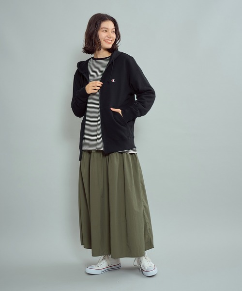 Champion（チャンピオン）の「【Champion/チャンピオン】ジップフーディー（パーカー・レディース・グレー/ブラック・38）」の3枚目の写真