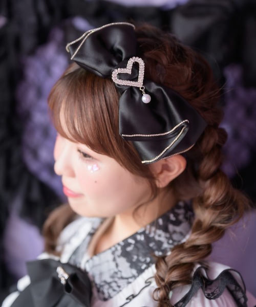 ROJITA（ロジータ）の「ハートブローチ付きBIGリボン