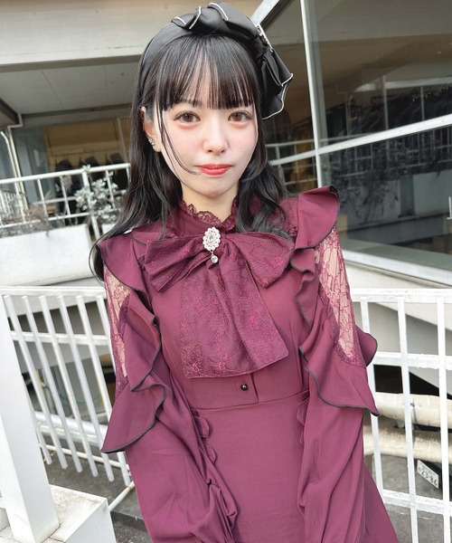 ROJITA(ロジータ)の「ハートブローチ付きBIGリボンカチューシャ(カチューシャ・レディース・ブラック・FREE)」の11枚目の写真