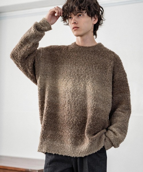 Rocky Monroe（ロッキーモンロー）の「新色追加 オーバーサイズ ウール混ブークレー段染めグラデーションボーダー柄クルーニットセーター（ニット/セーター・メンズ・ブラック/オレンジ/ブルー/ナチュラル/ブラウン/マスタード/レッド/パープル/イエロー・M/L）」の11枚目の写真