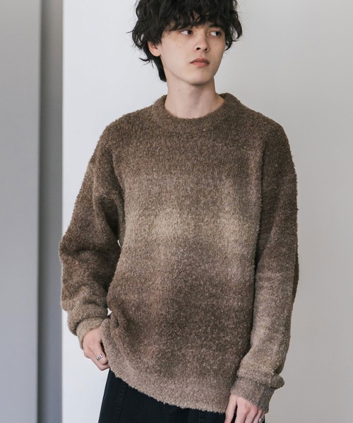 Rocky Monroe（ロッキーモンロー）の「新色追加 オーバーサイズ ウール混ブークレー段染めグラデーションボーダー柄クルーニットセーター（ニット/セーター・メンズ・ブラック/オレンジ/ブルー/ナチュラル/ブラウン/マスタード/レッド/パープル/イエロー・M/L）」の14枚目の写真