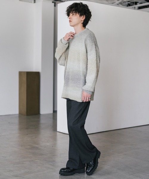 Rocky Monroe（ロッキーモンロー）の「新色追加 オーバーサイズ ウール混ブークレー段染めグラデーションボーダー柄クルーニットセーター（ニット/セーター・メンズ・ブラック/オレンジ/ブルー/ナチュラル/ブラウン/マスタード/レッド/パープル/イエロー・M/L）」の19枚目の写真