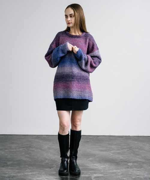 オーバーサイズグラデーションボーダーブークレーニットセーター（ニット/セーター）｜Rocky Monroe（ロッキーモンロー）