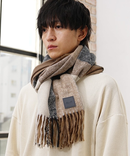 MinoriTY(マイノリティ)の「【MinoriTY】ブロックチェックマフラー メンズ ウィメンズ ユニセックス 冬服 プレゼント(マフラー・メンズ・ブラック/ブラウン・FREE)」の2枚目の写真