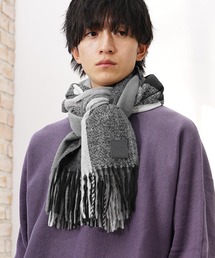 DISNEY/ディズニ―】ワンポイント刺繍 ファーティペット マフラー