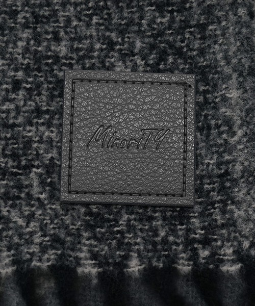 MinoriTY(マイノリティ)の「【MinoriTY】ブロックチェックマフラー メンズ ウィメンズ ユニセックス 冬服 プレゼント(マフラー・メンズ・ブラック/ブラウン・FREE)」の11枚目の写真