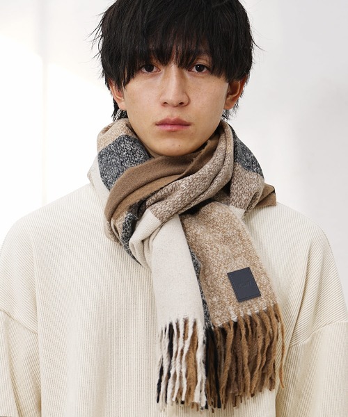 MinoriTY(マイノリティ)の「【MinoriTY】ブロックチェックマフラー メンズ ウィメンズ ユニセックス 冬服 プレゼント(マフラー・メンズ・ブラック/ブラウン・FREE)」の5枚目の写真