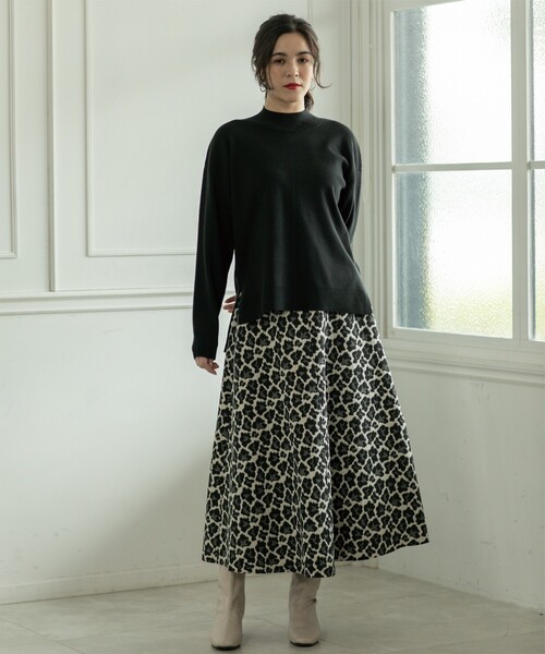 OPAQUE.CLIP（オペークドットクリップ）の「◆ハイネックワイドニット/ネオサーモ【吸湿発熱/洗濯機洗い可】（ニット/セーター・レディース・ブラック/ホワイト系その他3/オレンジ/ナチュラル・36/38/40）」の18枚目の写真