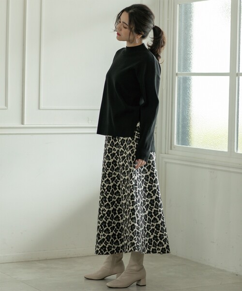 OPAQUE.CLIP（オペークドットクリップ）の「◆ハイネックワイドニット/ネオサーモ【吸湿発熱/洗濯機洗い可】（ニット/セーター・レディース・ブラック/ホワイト系その他3/オレンジ/ナチュラル・36/38/40）」の20枚目の写真