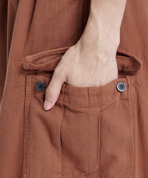 FACCIES（ファチーズ）の「【FACCIES/ファッチーズ】Silk Nep Wide Tuck Cargo Pt（カーゴパンツ・メンズ・ブラック/レッド・1/2）」の6枚目の写真