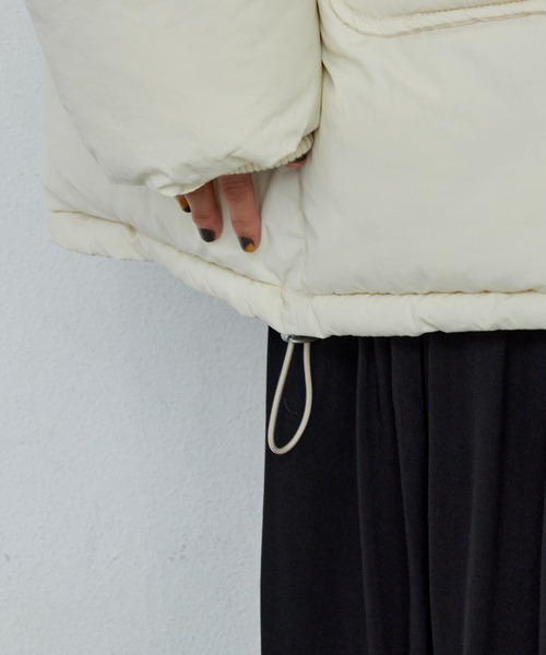 Libra Cue（リブラ キュー）の「リブタートル中綿コート（ブルゾン・レディース・ブラック/アイボリー・FREE）」の18枚目の写真