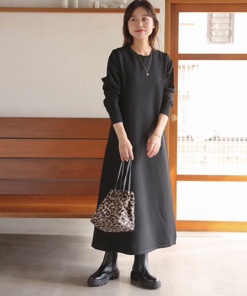 JOURNAL STANDARD relume(ジャーナルスタンダード レリューム)の「ウォッシャブルエステルヤーンフレアワンピース(ワンピース・レディース・ブラック/ネイビー/アイボリー・FREE)」の4枚目の写真