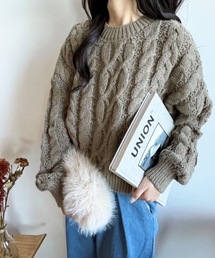 ケーブル編みベーシックニット