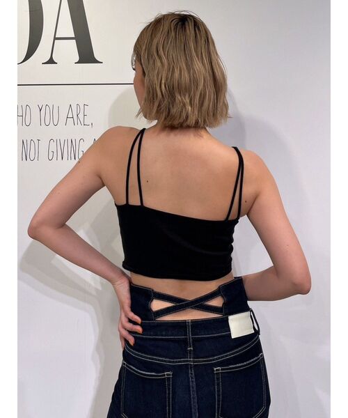 GYDA(ジェイダ)の「バインダービスチェ(キャミソール・レディース・オフホワイト/ブラック・FREE)」の18枚目の写真