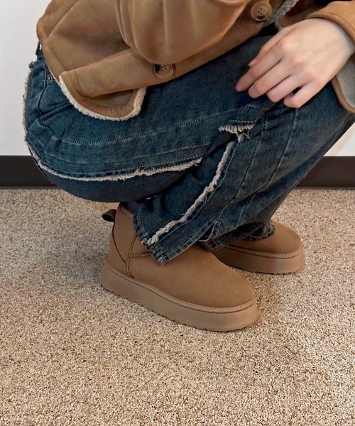 by muni:r（バイ ムニール）の「厚底ショートムートンブーツ（ブーツ・レディース・キャメル/カーキ/ブラック・MEDIUM/LARGE/SMALL）」の19枚目の写真