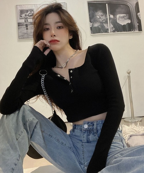 GLAMOROUS JANE(グラマラスジェーン)の「スナップボタンクロップド丈ロンT(Tシャツ/カットソー・レディース・ホワイト/グレー/ブラック・FREE)」の9枚目の写真