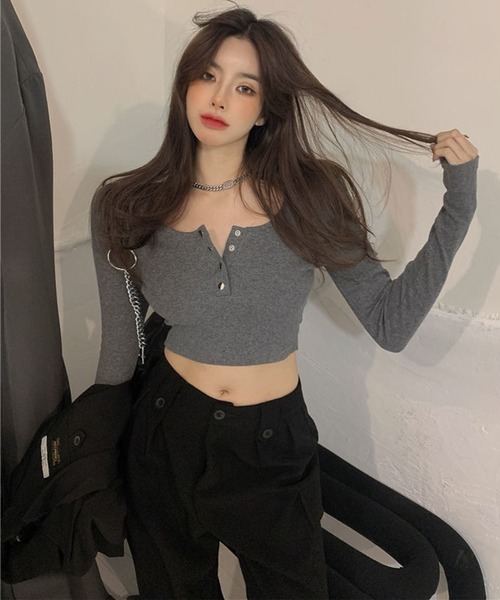 GLAMOROUS JANE(グラマラスジェーン)の「スナップボタンクロップド丈ロンT(Tシャツ/カットソー・レディース・ホワイト/グレー/ブラック・FREE)」の16枚目の写真